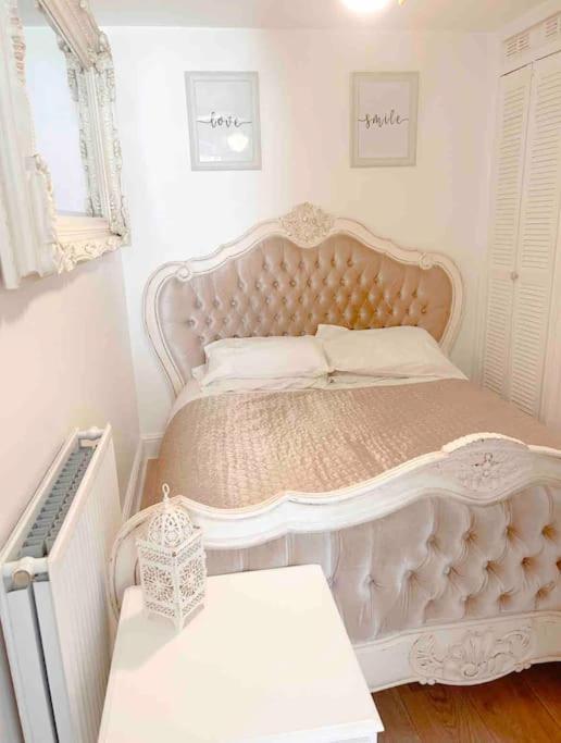 Lovely Two Bedroom Apartment, With Private Garden! Apartment Torquay